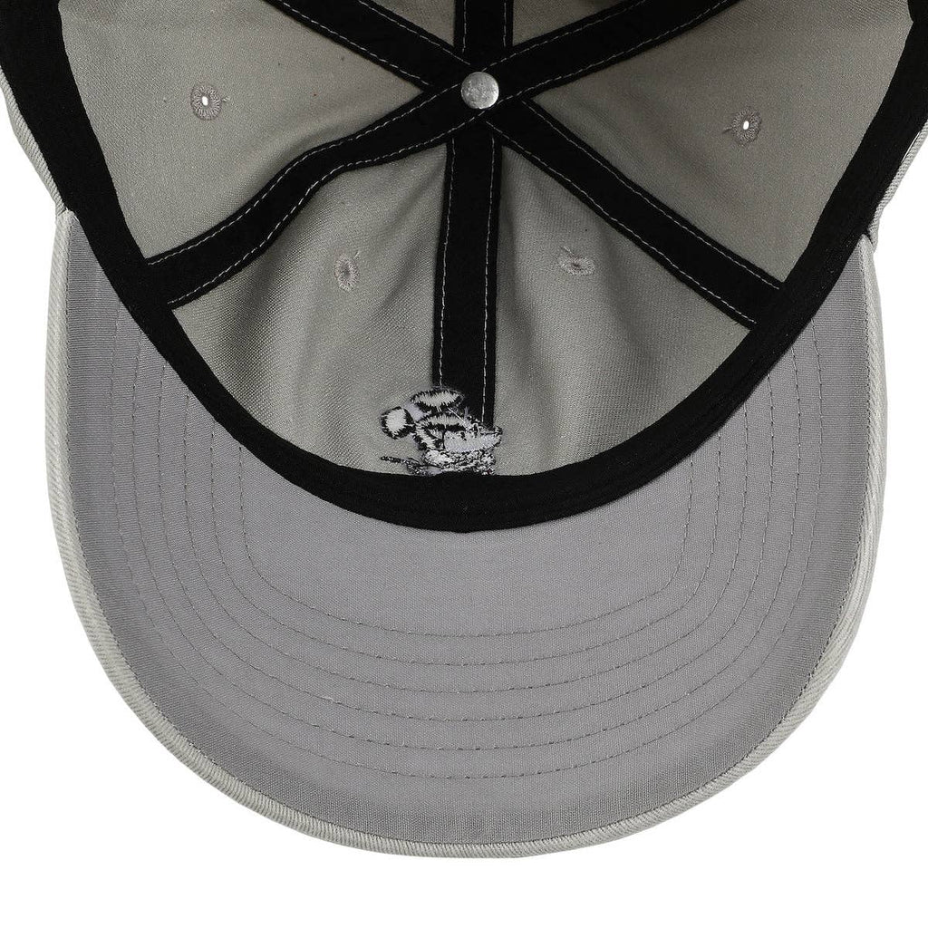 Bioworld Merchandising - Disney Mickey Mouse Embroidered Dad Hat