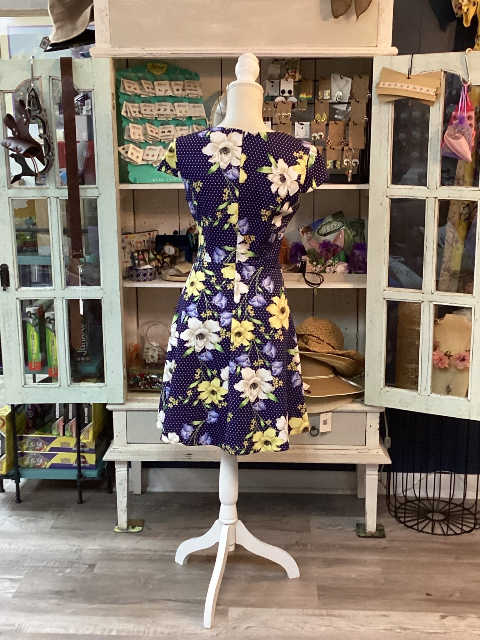 Jessica Howard: Blue Floral Dress Size 6 - #shop_name Jess's Unique BoutiqueBoutique Dresses