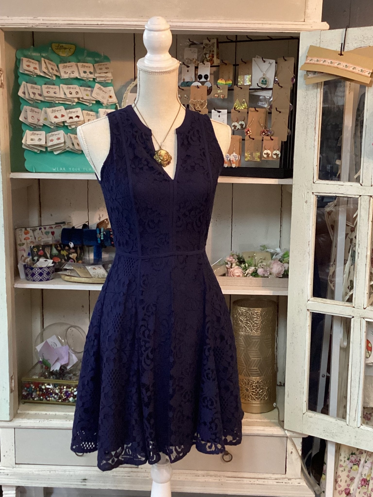 Lauren Conrad Sleeveless Navy Floral Dress Size 2 - #shop_name Jess's Unique BoutiqueBoutique Dresses