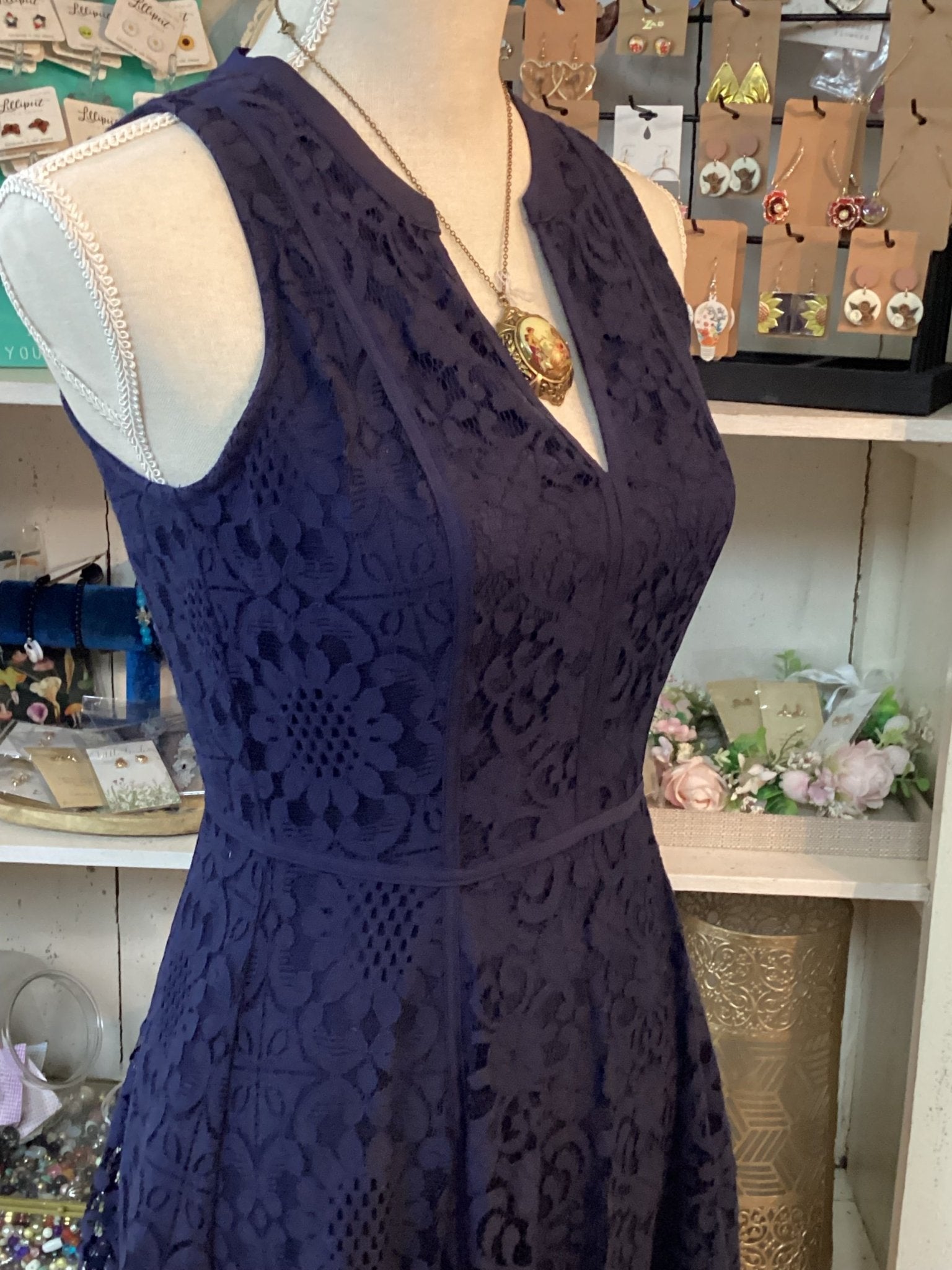 Lauren Conrad Sleeveless Navy Floral Dress Size 2 - #shop_name Jess's Unique BoutiqueBoutique Dresses