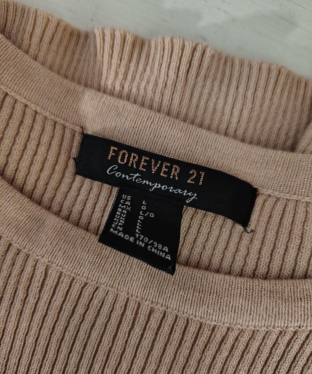 Forever 21 Contemporary Women's Beige Ribbed Knit Top Large