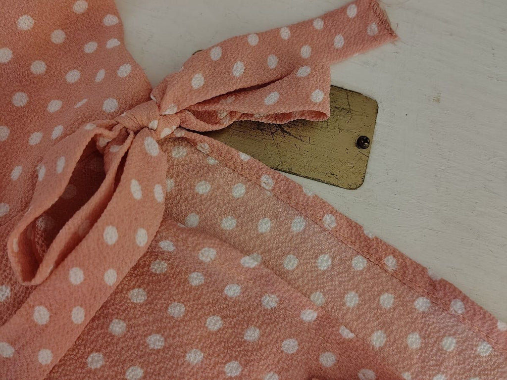 Theoutfit Women's Medium Peach Polka Dot Long Sleeve Blouse